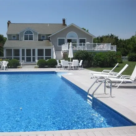 Rent this 4 bed house on 20 Apaucuck Point Road in Westhampton, Suffolk County