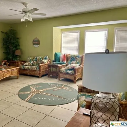 Image 3 - 1128 South Virginia Street, Port Lavaca, TX 77979, USA - House for sale