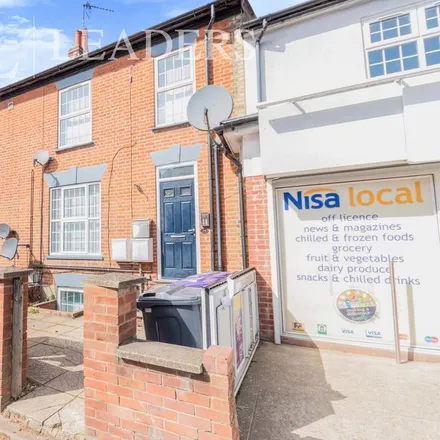 Rent this 2 bed apartment on Khushma Cottage Balti Tandoori in 32 Walsworth Road, Hitchin