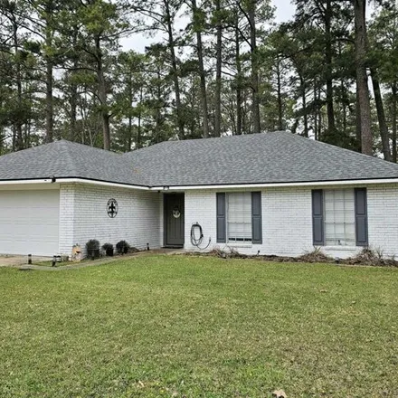 Buy this 3 bed house on 152 Huntington Dr in Pineville, Louisiana