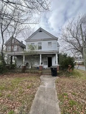 Buy this 3 bed house on 600 Mount Vernon Avenue in Portsmouth, VA 23707