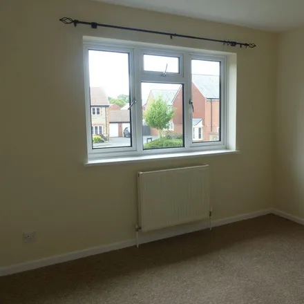 Image 3 - unnamed road, Petersfield, GU32 3LS, United Kingdom - House for rent