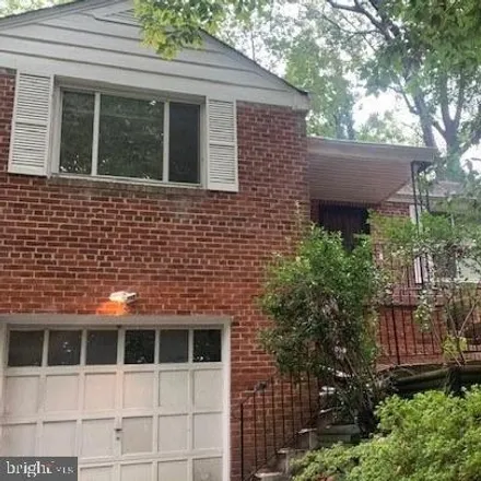 Image 2 - 8008 Valley Street, Silver Spring, MD 20910, USA - House for sale