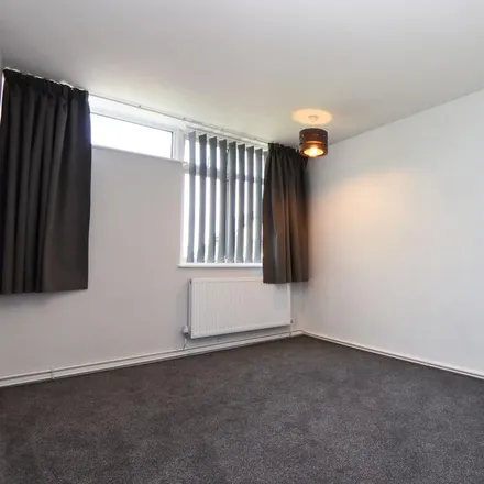 Image 7 - St Helen's Court, Coopersale Street, CM16 4LL, United Kingdom - Apartment for rent