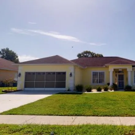 Buy this 4 bed apartment on 15492 Burbank Drive in Deerfield Estates, Brooksville