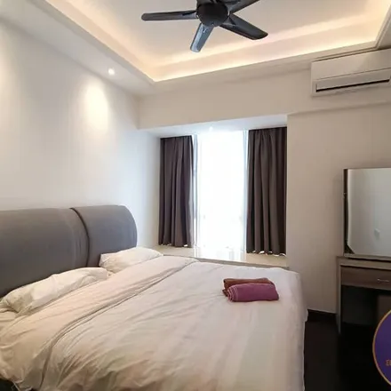 Rent this 3 bed apartment on Johor Bahru