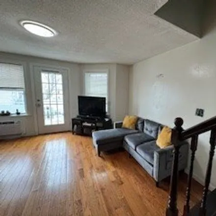 Image 5 - 312 Water Street, Lawrence, MA 01840, USA - Townhouse for sale
