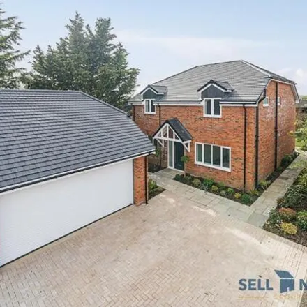 Image 1 - **individual New Build, Finished To A High Standard Throughout** A Bedford Road, Mk44 - House for sale