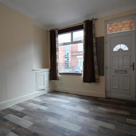 Image 2 - Paton Street, Leicester, LE3 0BF, United Kingdom - House for rent