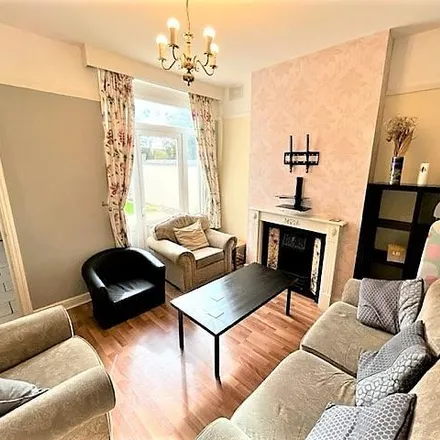 Rent this 5 bed townhouse on Reservoir Cottage in Summerfield Crescent, Harborne