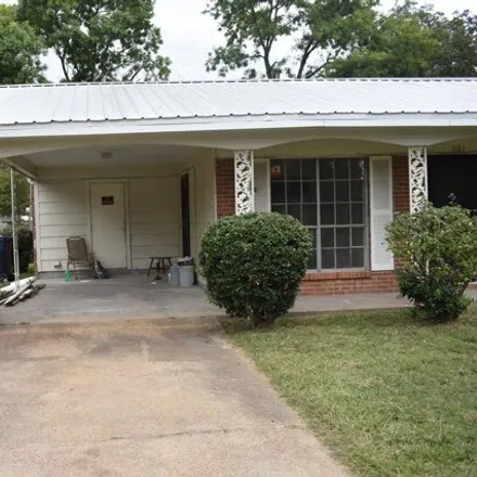 Buy this 4 bed house on Bates Avenue in Indianola, MS 38751