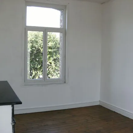 Image 3 - 14 Rue Roger Salengro, 59540 Caudry, France - Apartment for rent