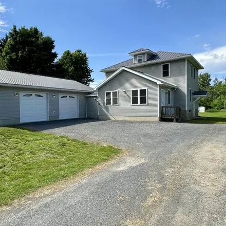 Image 3 - 62 Smith St, Rouses Point, New York, 12979 - House for sale