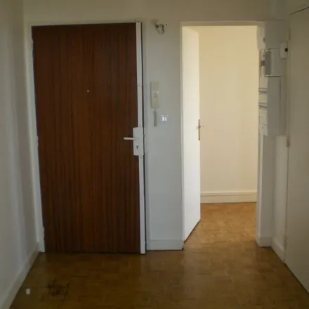 Image 7 - Allée des Bouvreuils, 45650 Saint-Jean-le-Blanc, France - Apartment for rent