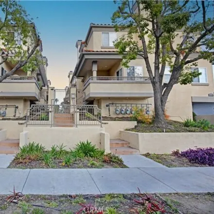 Buy this 3 bed townhouse on 3544 Linden Avenue in Long Beach, CA 90807