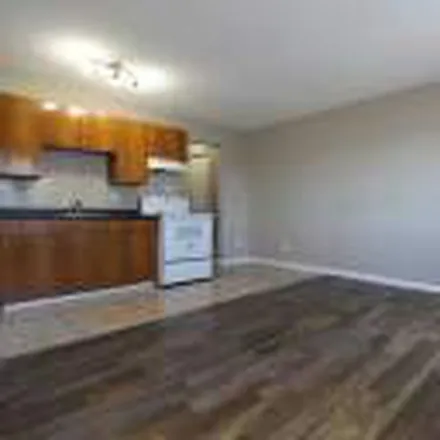 Image 6 - Grace Manor, 10634 113 Street NW, Edmonton, AB T5K 2W9, Canada - Apartment for rent