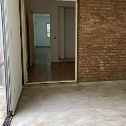 Buy this 2 bed apartment on Viamonte 700 in República de la Sexta, Rosario