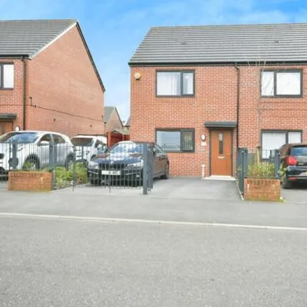 Buy this 3 bed townhouse on Penton Road in Manchester, M12 5GS