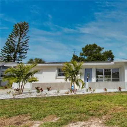 Buy this 2 bed house on 533 Shamrock Blvd in Venice, Florida