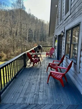 Image 7 - 3140 Cat Creek Road, Powell County, KY 40380, USA - House for sale