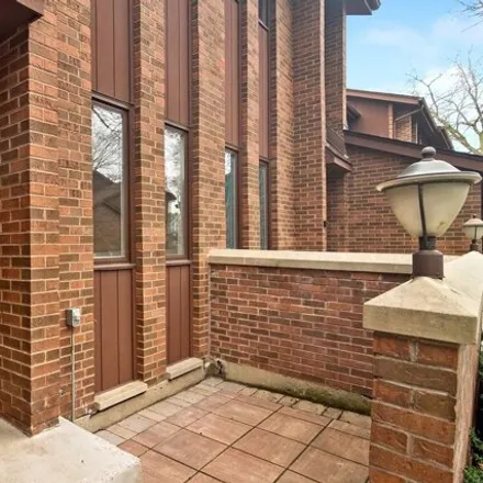Buy this 2 bed house on 1299 Beau Drive in Park Ridge, IL 60068