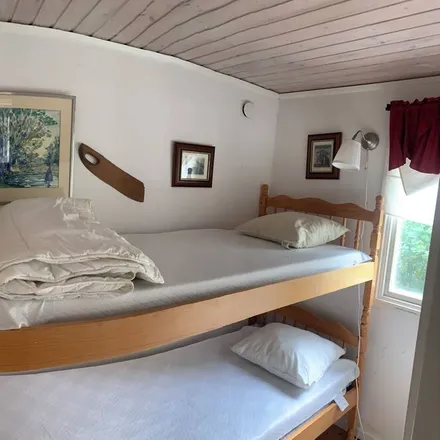 Rent this 3 bed house on Ängsgården in Herräng bruk, Herrängsvägen