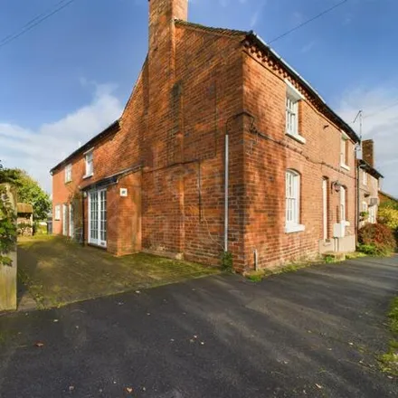 Buy this 3 bed house on The Black Boy in 50 Wyre Hill, Bewdley
