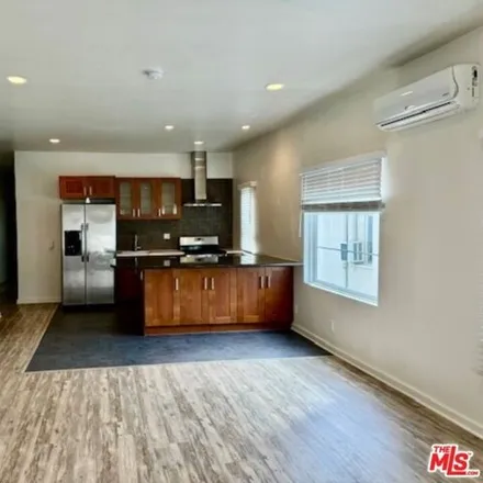 Image 5 - 618 North Genesee Avenue, Los Angeles, CA 90036, USA - House for rent