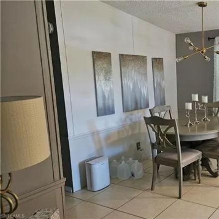 Image 2 - Gulf Coast Drive, Collier County, FL 34110, USA - Apartment for rent