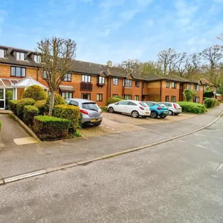 Buy this 1 bed apartment on Chestnut Lodge in 1-35 Sherwood Close, Southampton