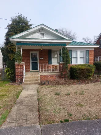 Rent this 2 bed house on 821 Hamilton Ave