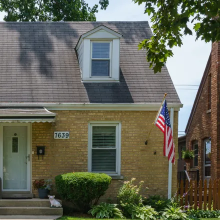 Buy this 3 bed house on 7629 West Farragut Avenue in Chicago, IL 60656