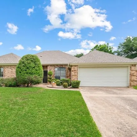 Rent this 3 bed house on 2527 Woodfield Way in Bedford, TX 76021