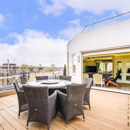 Buy this 3 bed apartment on Crompton Court in 276 Brompton Road, London