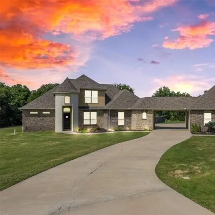 Buy this 5 bed house on 10041 Ratliff Drive in Rogers County, OK 74017