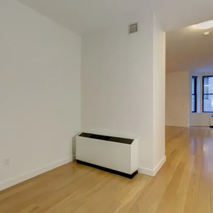 Image 9 - 60 Wall Street, New York, NY 10005, USA - Apartment for rent