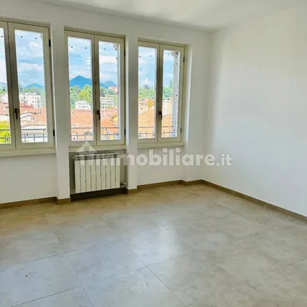 Image 4 - Via Carlo Giuseppe Veratti 10, 21100 Varese VA, Italy - Apartment for rent