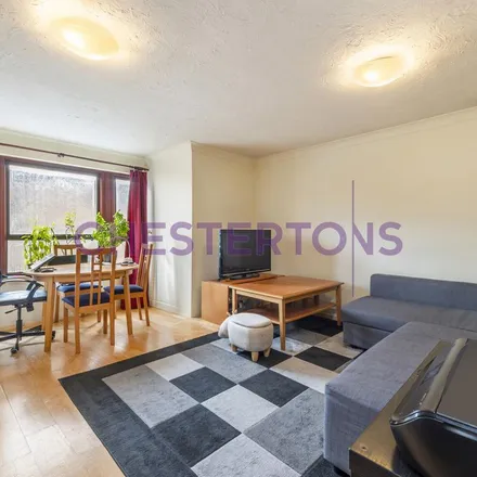 Image 7 - 50-60 Ferry Street, London, E14 3DT, United Kingdom - Apartment for rent