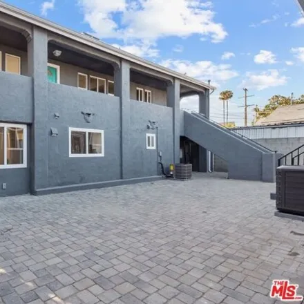 Rent this 2 bed house on 2145 South Longwood Avenue in Los Angeles, CA 90016