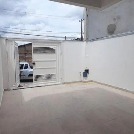 Buy this 2 bed house on Rua Mossoró in Loteamento Parque Residencial Salerno, Sumaré - SP