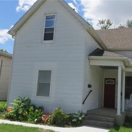 Buy this 3 bed house on 749 St Clair Avenue in Collinsville, IL 62234