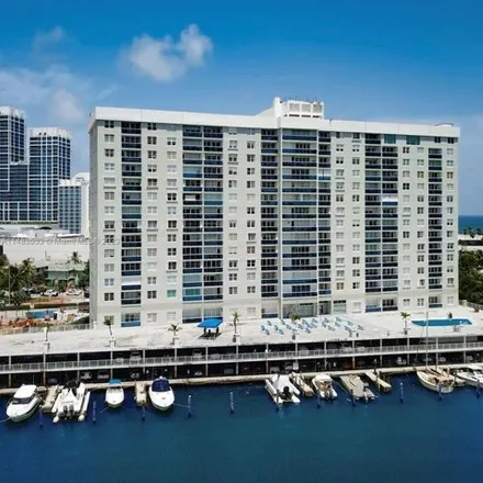 Buy this 1 bed condo on 6770 Indian Creek Drive in Atlantic Heights, Miami Beach