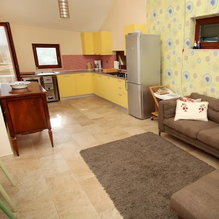 Rent this 3 bed house on 21226 Vinišće