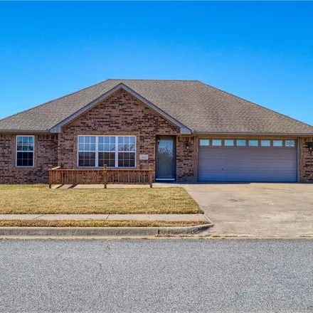 Buy this 3 bed house on 530 Warrick Way in Centerton, AR 72719
