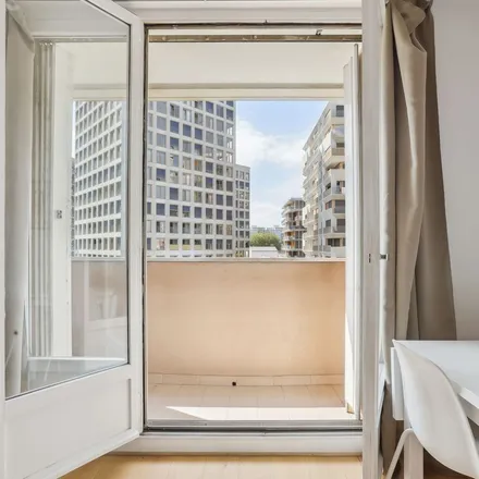 Image 6 - 67 Rue de la Chapelle, 75018 Paris, France - Apartment for rent