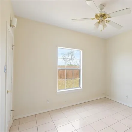 Image 6 - 299 East Jacobo Street, H and B Colonia, Pharr, TX 78577, USA - House for sale