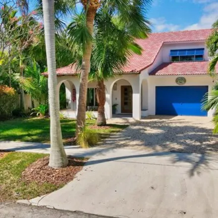 Buy this 2 bed house on 1252 Northeast 9th Avenue in Delray Beach, FL 33483