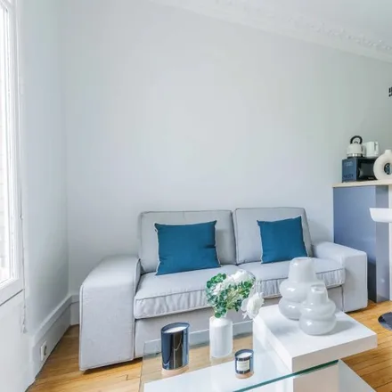Rent this studio apartment on 209 Avenue Daumesnil in 75012 Paris, France