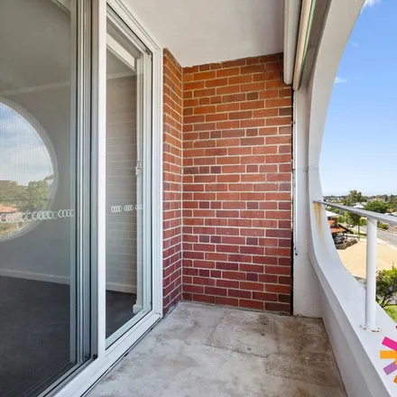 Image 2 - Howick Street, Lathlain WA 6100, Australia - Apartment for rent
