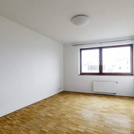 Image 3 - Oddělená 1021/3, 169 00 Prague, Czechia - Apartment for rent